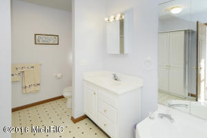 7577 E U Ave, Vicksburg, MI 49097 photo 12