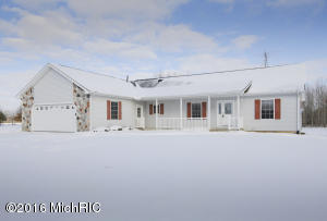 7577 E U Ave, Vicksburg, MI 49097 photo 1