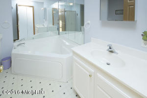 7577 E U Ave, Vicksburg, MI 49097 photo 11