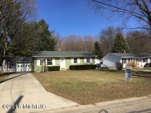 711 Forest St, Marshall, MI 49068 photo 2