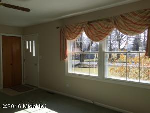 711 Forest St, Marshall, MI 49068 photo 6