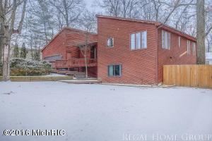 7594 30th St SE, Ada, MI 49301 photo 2