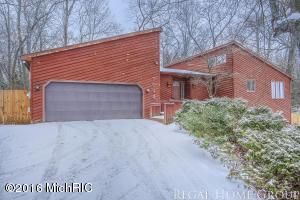 7594 30th St SE, Ada, MI 49301 photo 3