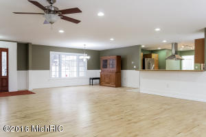 470 N Whites Bridge Rd, Belding, MI 48809 photo 3