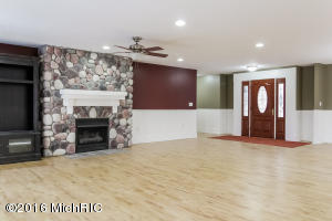 470 N Whites Bridge Rd, Belding, MI 48809 photo 4