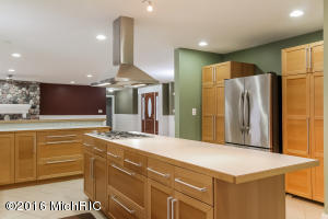 470 N Whites Bridge Rd, Belding, MI 48809 photo 9