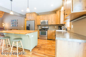 3833 24th St, Dorr, MI 49323 photo 17