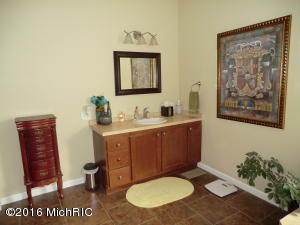 316 E Garfield Rd, Coldwater, MI 49036 photo 13