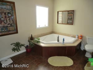 316 E Garfield Rd, Coldwater, MI 49036 photo 12