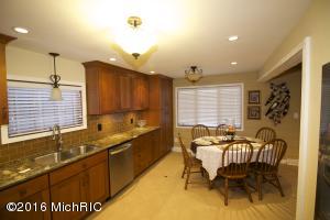 48888 W Main St, Lawrence, MI 49064 photo 7