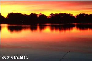 48888 W Main St, Lawrence, MI 49064 photo 3