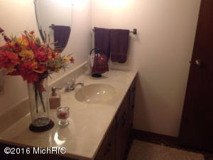 48888 W Main St, Lawrence, MI 49064 photo 15