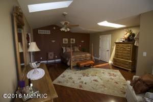 48888 W Main St, Lawrence, MI 49064 photo 10