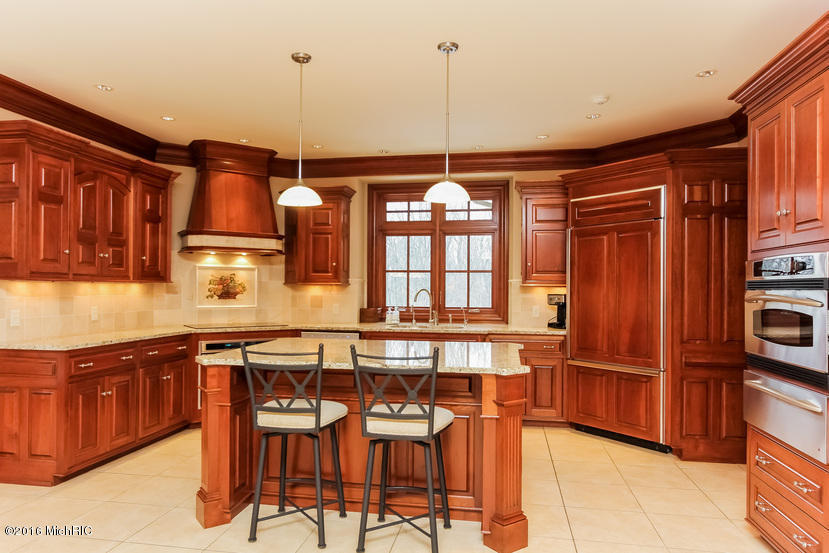 5330 River Basin Ct NE, Ada, MI 49301 photo 7