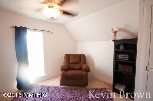 401 S Front St, Belding, MI 48809 photo 25