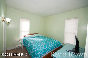 401 S Front St, Belding, MI 48809 photo 23