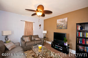 401 S Front St, Belding, MI 48809 photo 12