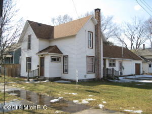 401 S Front St, Belding, MI 48809 photo 5