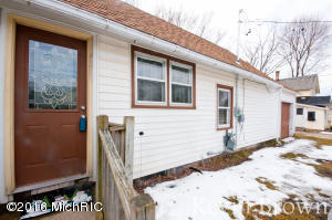 401 S Front St, Belding, MI 48809 photo 28