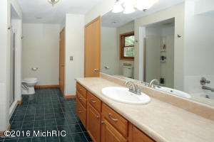 13242 E G Ave, Augusta, MI 49012 photo 12