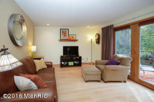 13242 E G Ave, Augusta, MI 49012 photo 9