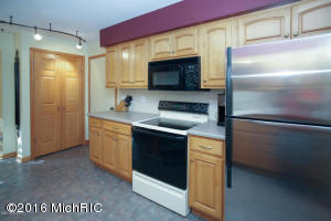 13242 E G Ave, Augusta, MI 49012 photo 6