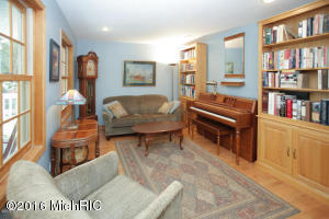 13242 E G Ave, Augusta, MI 49012 photo 2