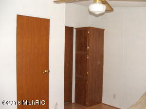 1375 N Baldwin, White Cloud, MI 49349 photo 8