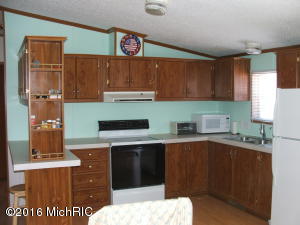 1375 N Baldwin, White Cloud, MI 49349 photo 3