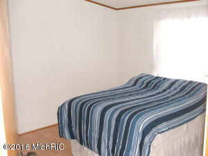 1375 N Baldwin, White Cloud, MI 49349 photo 5