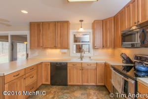 730 Hillside Ct, Lowell, MI 49331 photo 13