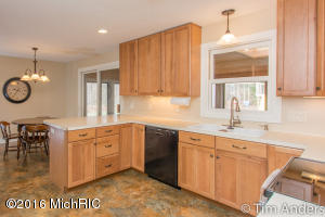 730 Hillside Ct, Lowell, MI 49331 photo 14