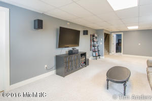 730 Hillside Ct, Lowell, MI 49331 photo 39