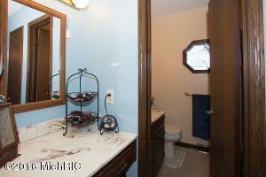 11792 Breezy Pt, Plainwell, MI 49080 photo 12