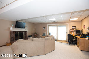 11792 Breezy Pt, Plainwell, MI 49080 photo 15