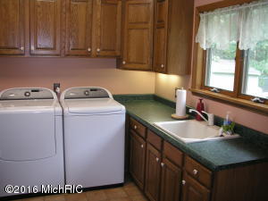 249 River Pine Dr, Lowell, MI 49331 photo 9