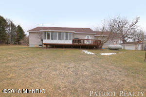 1323 E 104th St, Grant, MI 49327 photo 21