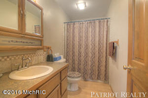 1323 E 104th St, Grant, MI 49327 photo 16