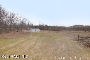 1323 E 104th St, Grant, MI 49327 photo 26