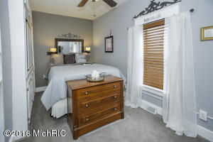 347 E Morrell St, Otsego, MI 49078 photo 10