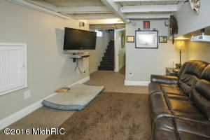 347 E Morrell St, Otsego, MI 49078 photo 14