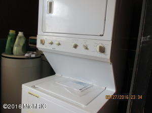 429 Hatmaker, Bronson, MI 49028 photo 5