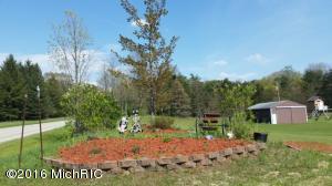 3917 E Madison Rd, Walkerville, MI 49459 photo 2