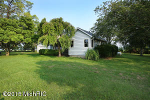 4620 Noddins Rd, Belding, MI 48809 photo 2