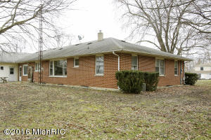 434 12th St, Plainwell, MI 49080 photo 27