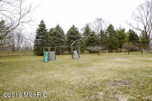 434 12th St, Plainwell, MI 49080 photo 24
