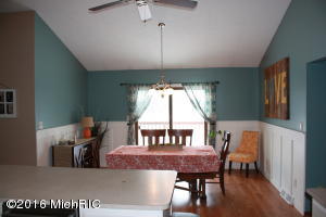 4073 16th St, Dorr, MI 49323 photo 14