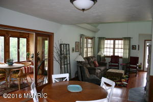 71 2nd St, Plainwell, MI 49080 photo 18