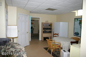 71 2nd St, Plainwell, MI 49080 photo 24