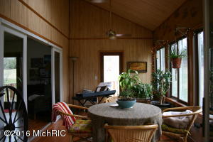 71 2nd St, Plainwell, MI 49080 photo 19